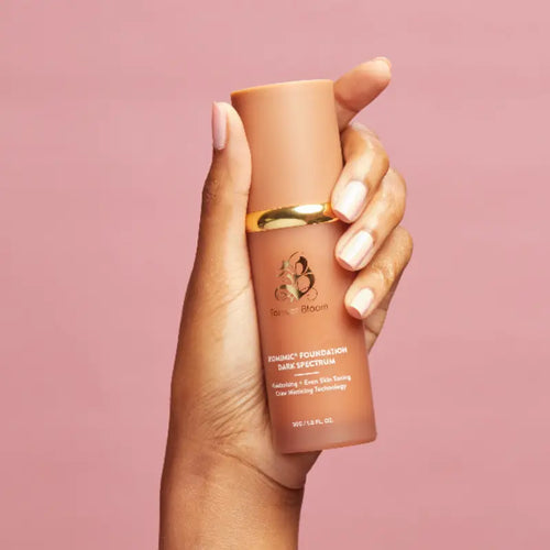 FOREVER BLOOM- BASE DE MAQUILLAJE 4 EN 1.